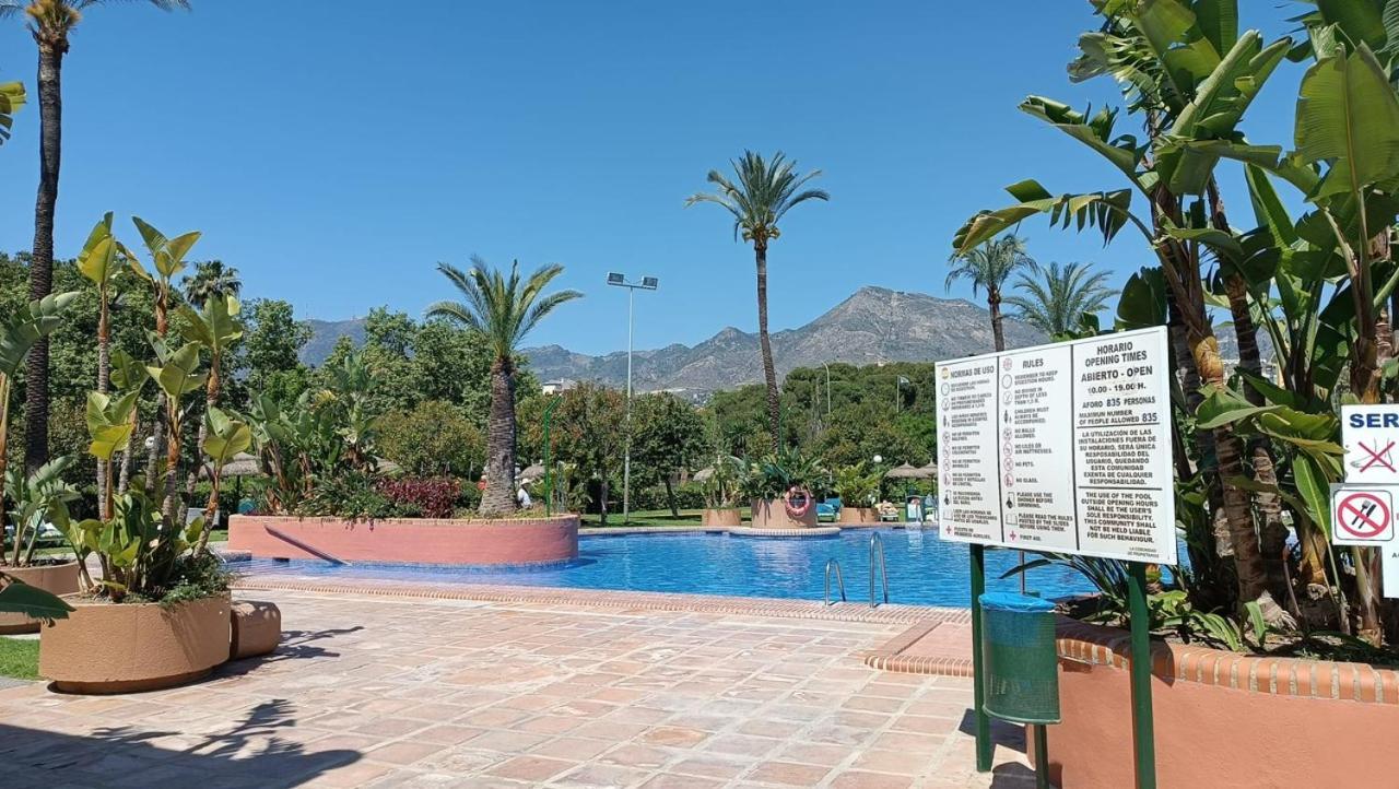 Benal Beach Vista Al Mar, Piscina Templada ベナルマデナ エクステリア 写真